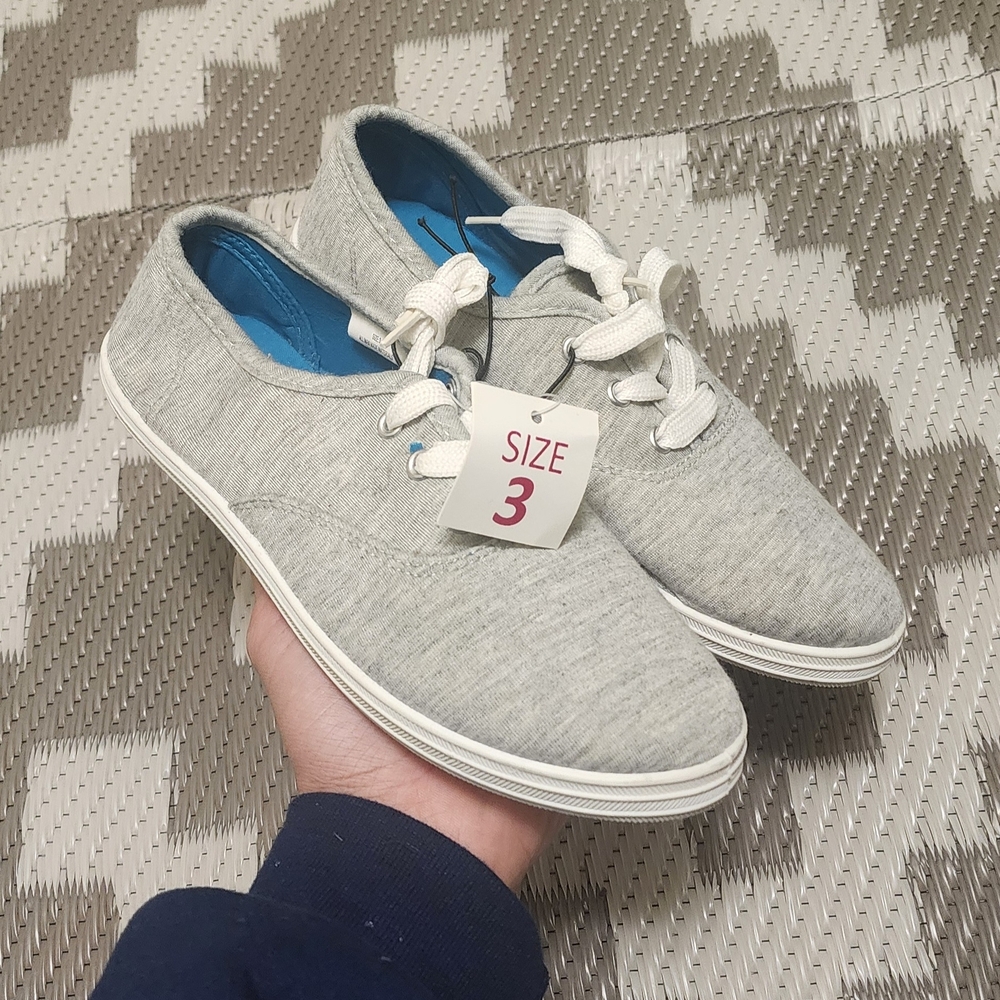 Casual Gray Women's  Shoes Size 3